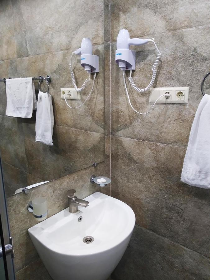 Boutique Living Hotel Ереван Экстерьер фото