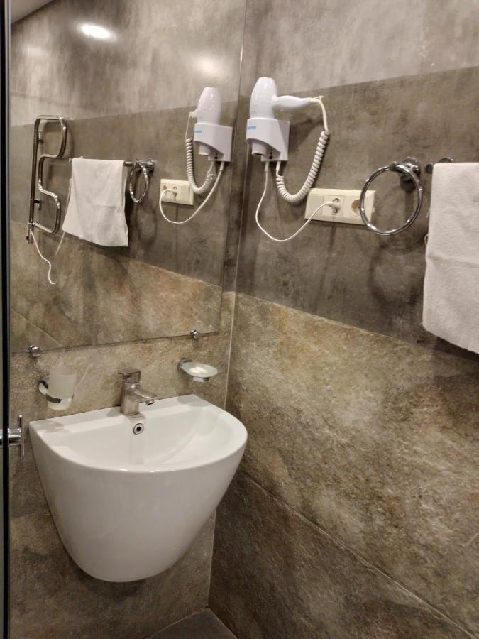 Boutique Living Hotel Ереван Экстерьер фото