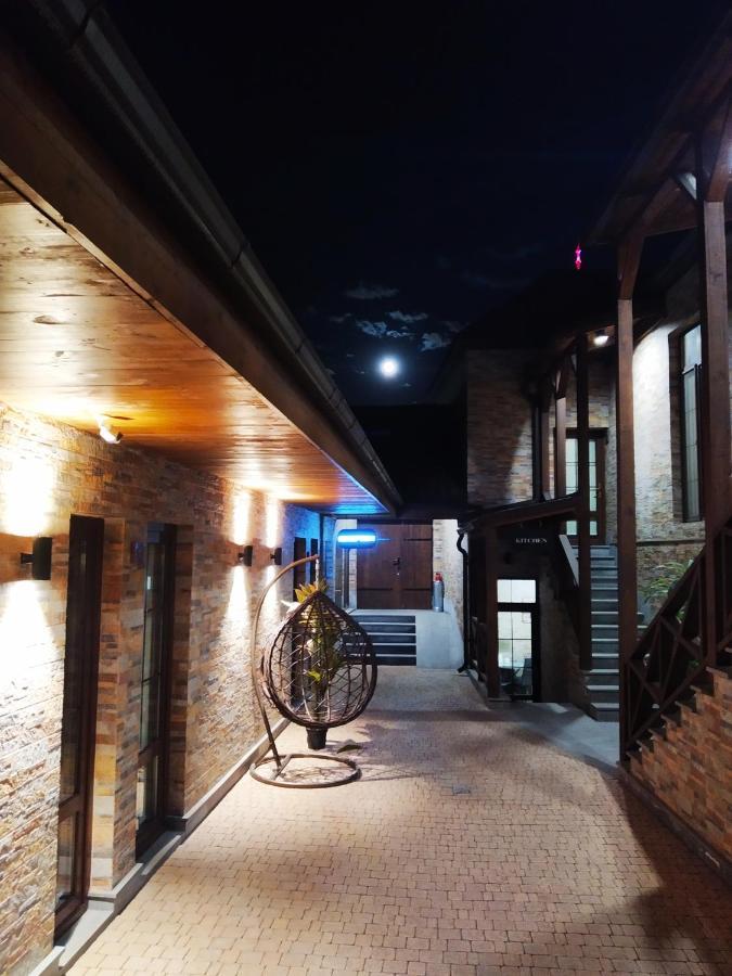 Boutique Living Hotel Ереван Экстерьер фото